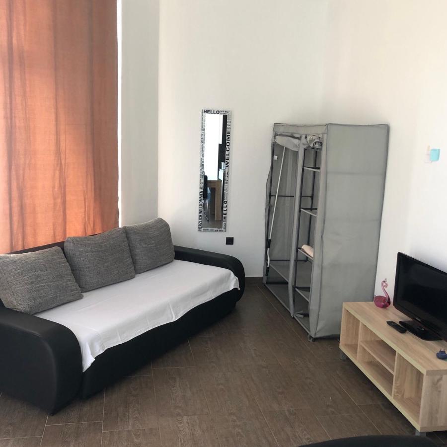 Apartmani Bm 比奥格勒·纳·莫鲁 外观 照片