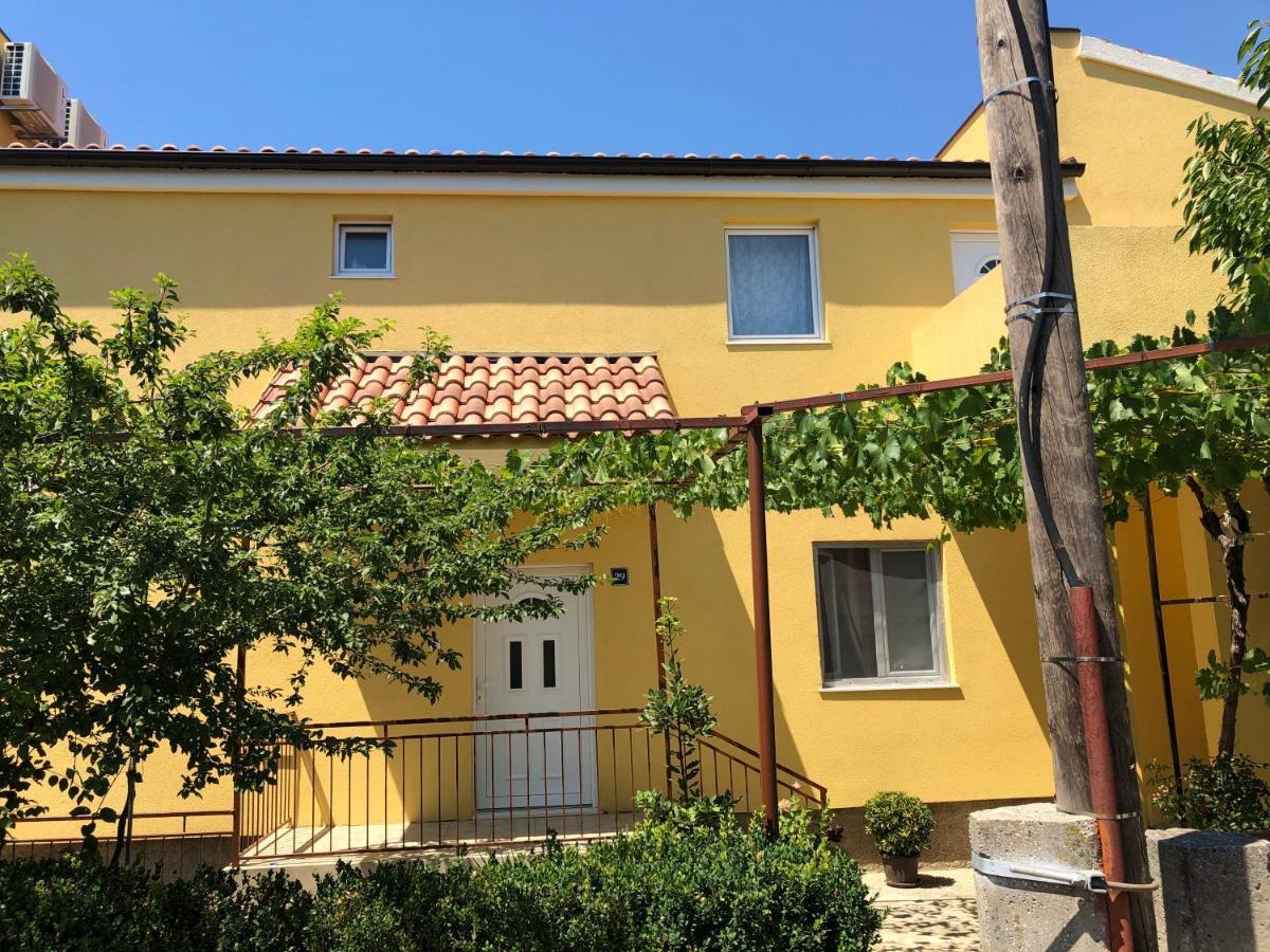 Apartmani Bm 比奥格勒·纳·莫鲁 外观 照片
