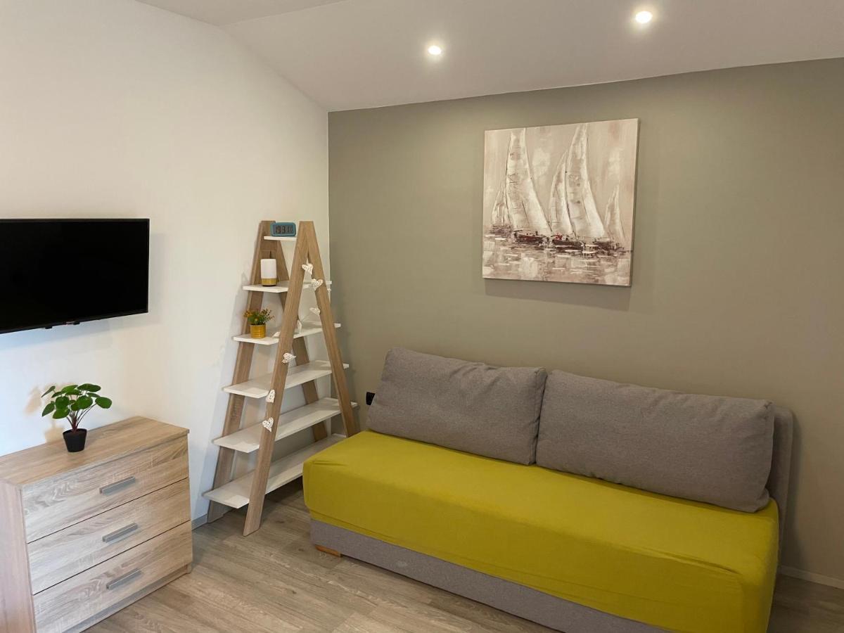Apartmani Bm 比奥格勒·纳·莫鲁 外观 照片