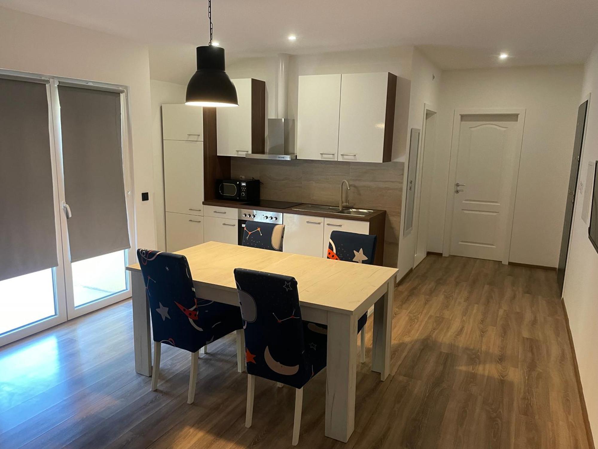 Apartmani Bm 比奥格勒·纳·莫鲁 外观 照片